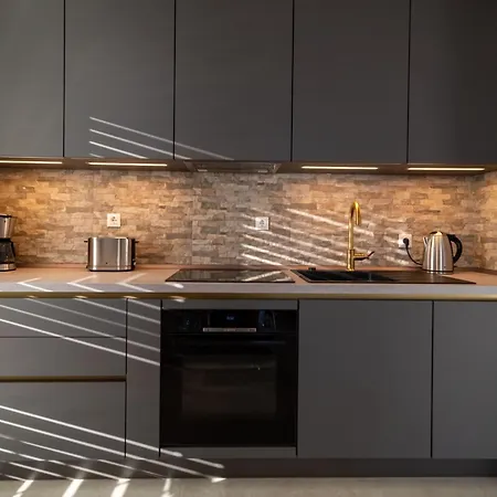 Sweet Escape - Two Bedroom With Terrace And Sea View Apartament *